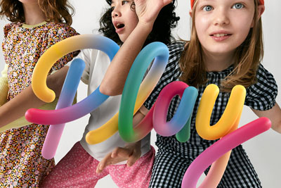 ӢJohn Lewis صӾͯװ